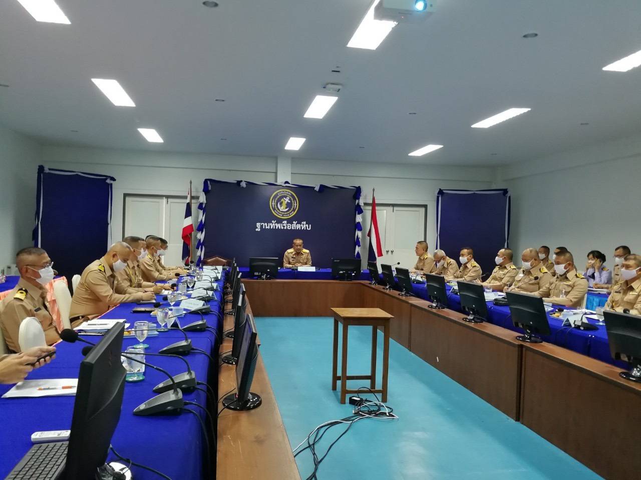 ประธานคณะที่ปรึกษากองทัพเรือเดินทางไปตรวจพื้นที่อาคารที่พักส่วนกลางกองทัพเรือและบ้านพักข้าราชการของหน่วยงานในพื้นที่สัตหีบ