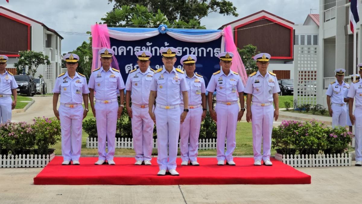 พลเรือเอก โกวิท อินทร์พรหม ประธานคณะที่ปรึกษากองทัพเรือเป็นประธานในพิธีทำบุญเปิดป้ายอาคารพักศูนย์ส่งกำลังบำรุงพลาธิการทหารเรือ